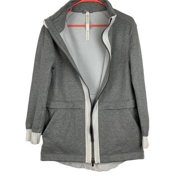 Lululemon Light as Warmth Jacket in Heathered Medium Grey / White - Picture 12 of 16